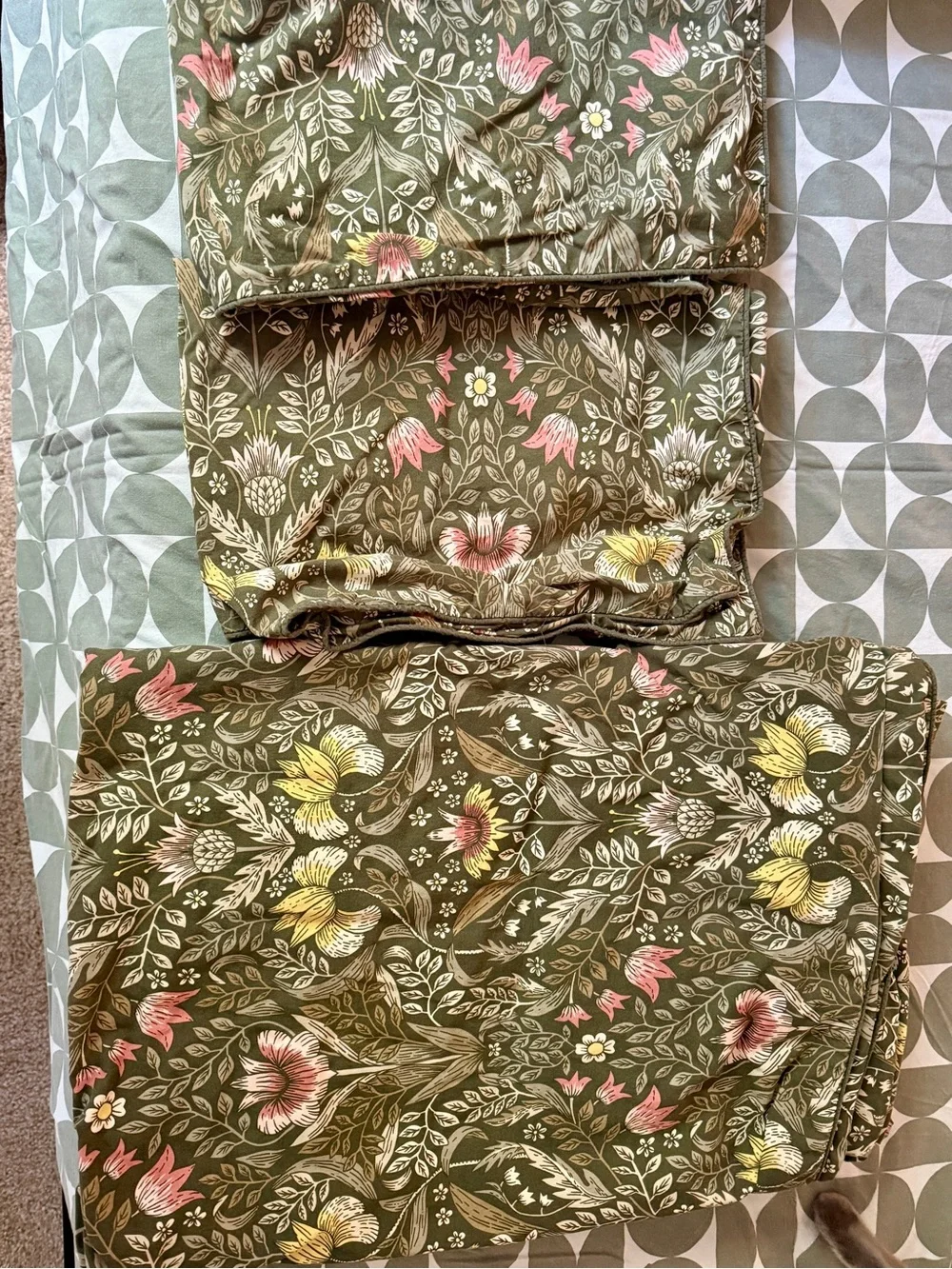 IKEA KÄRRDUNÖRT Duvet cover and pillowcases (Full/Queen)